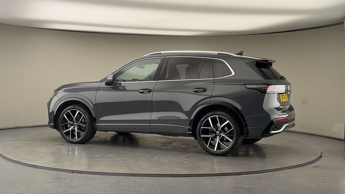 More views of Volkswagen Tiguan