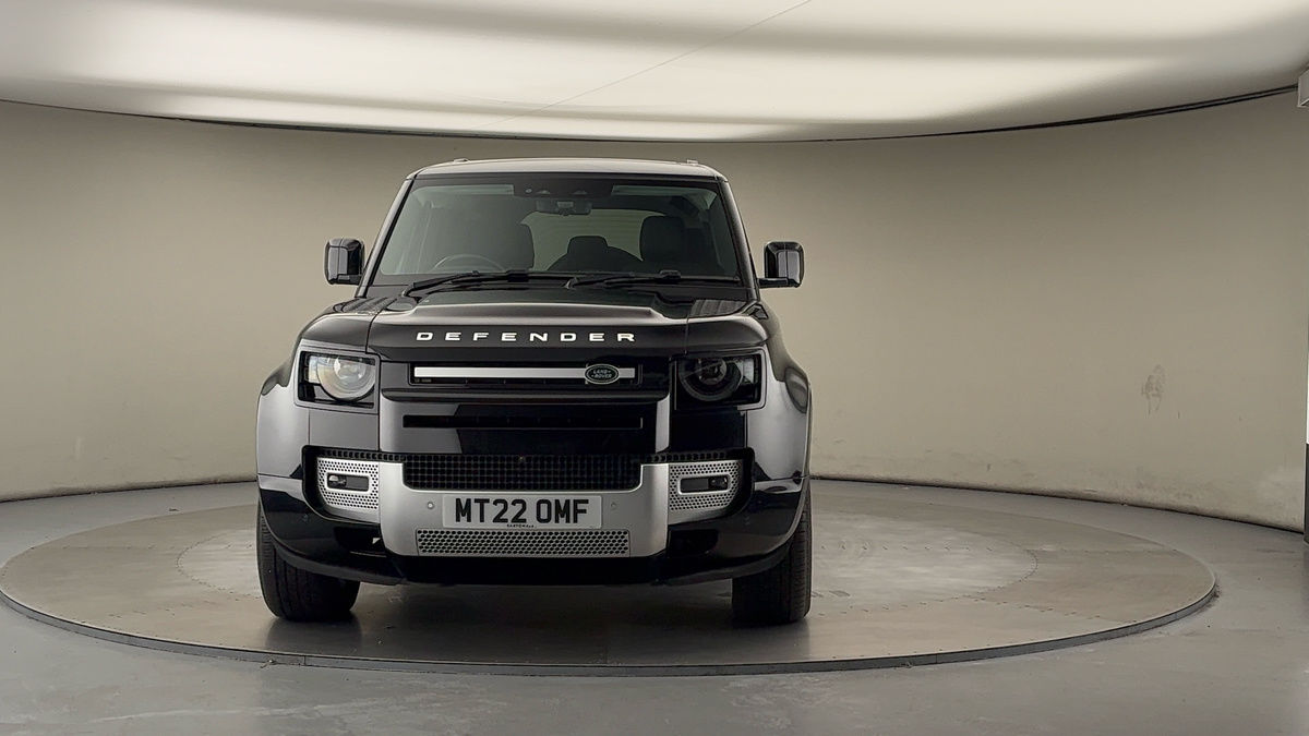 Land Rover Defender 110 Image 3