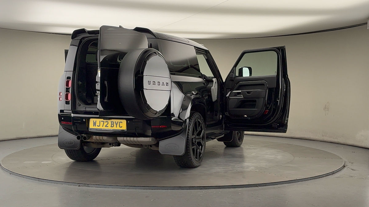 More views of Land Rover Defender 90