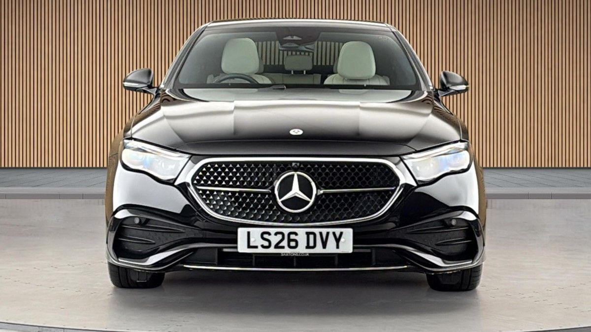 Mercedes-Benz E Class Image 3