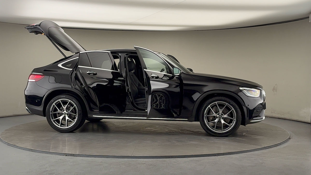 More views of Mercedes-Benz GLC