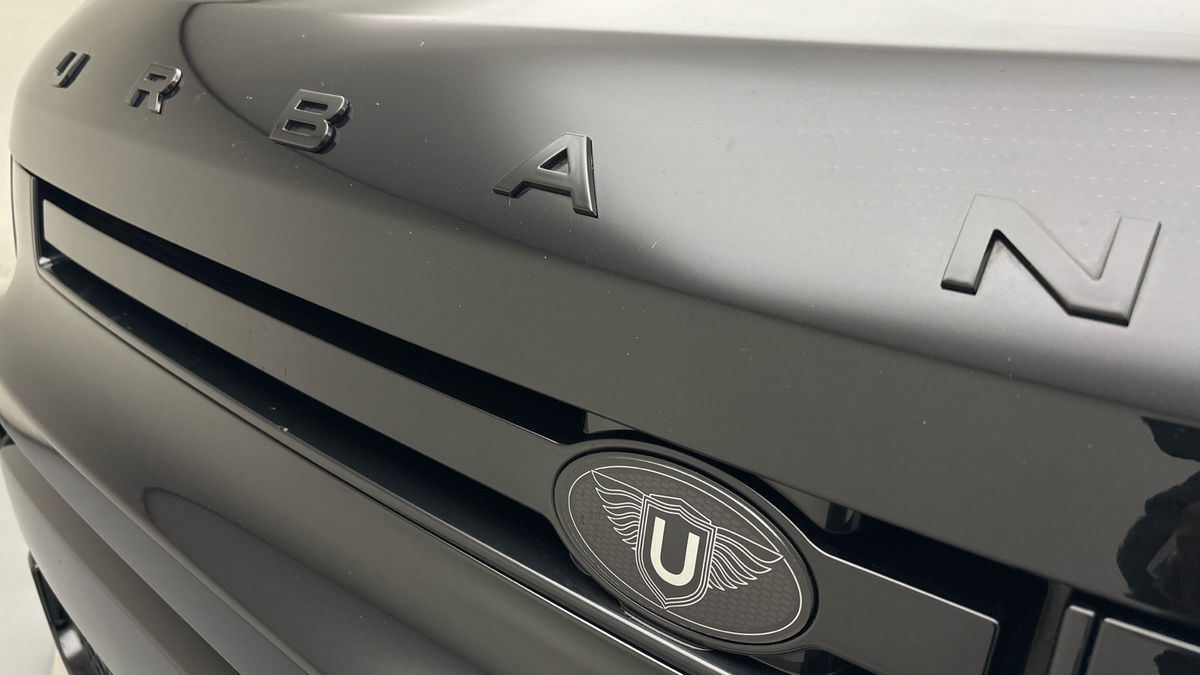 Land Rover Defender 110 Urban Image 47