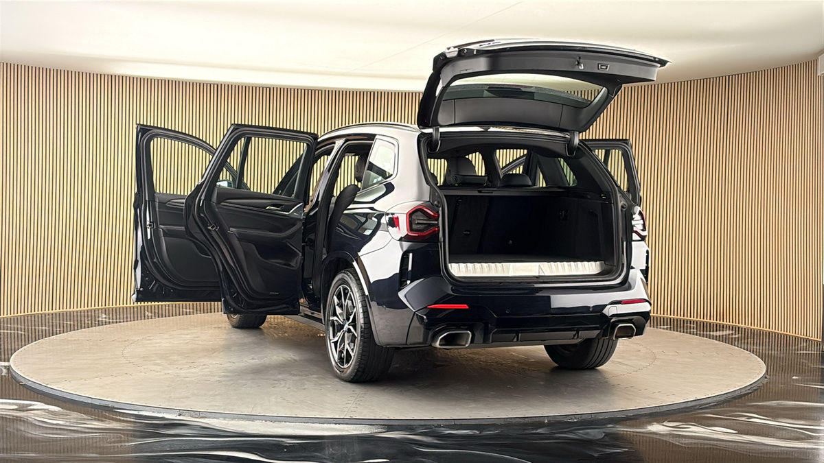 More views of BMW X3
