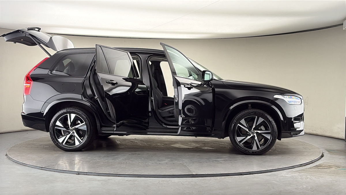 More views of Volvo XC90