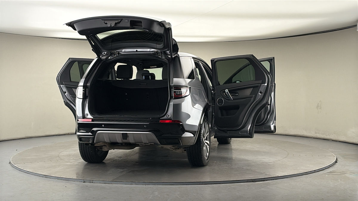 More views of Land Rover Discovery Sport