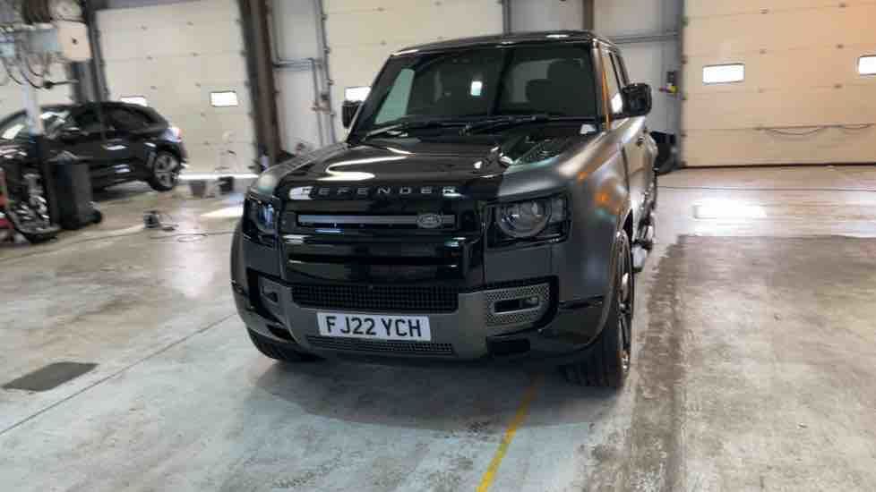 More views of Land Rover Defender 110