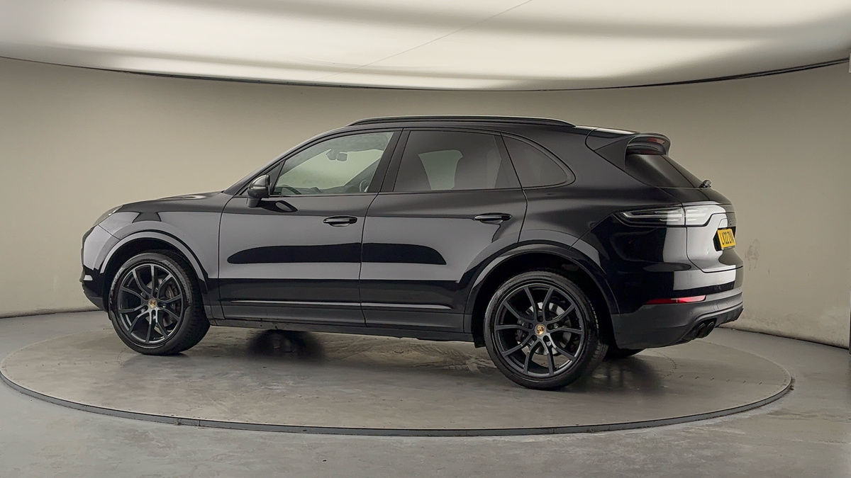 More views of Porsche Cayenne