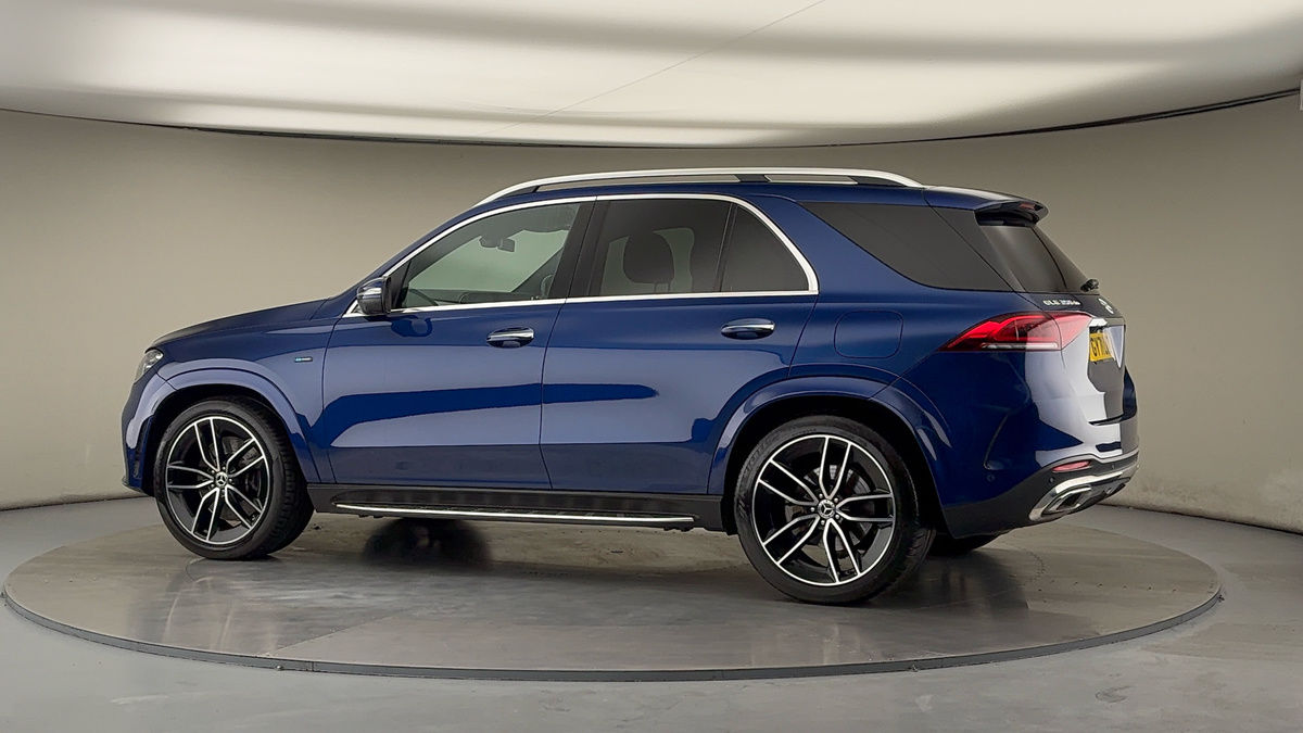 More views of Mercedes-Benz GLE
