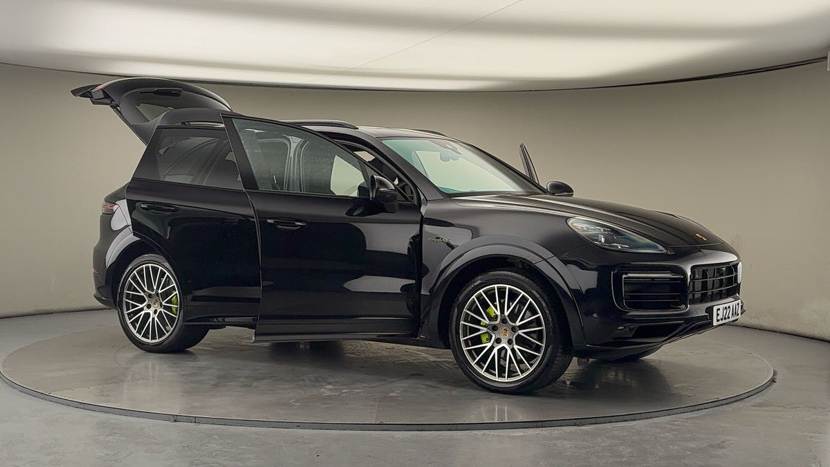 More views of Porsche Cayenne