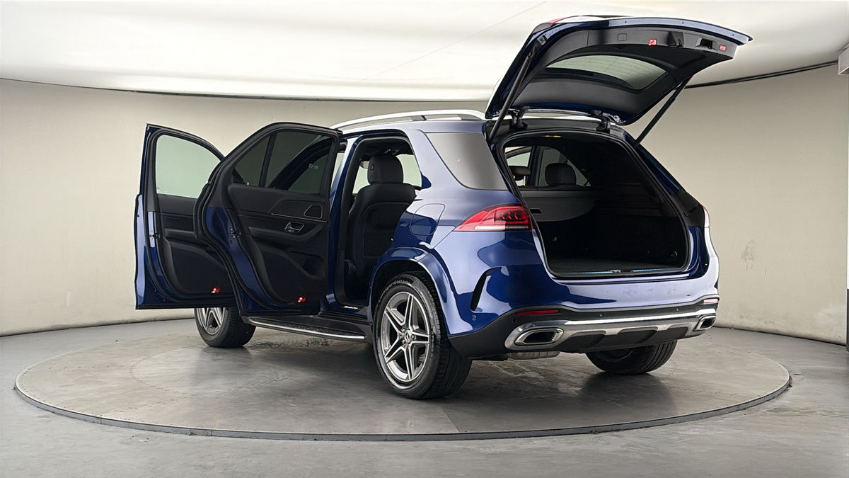 Mercedes-Benz GLE Image 23
