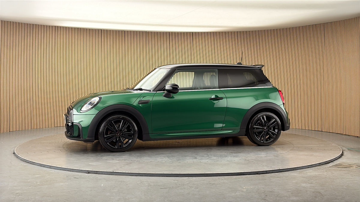 More views of MINI Hatch
