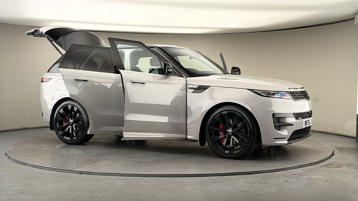 More views of Land Rover Range Rover Sport
