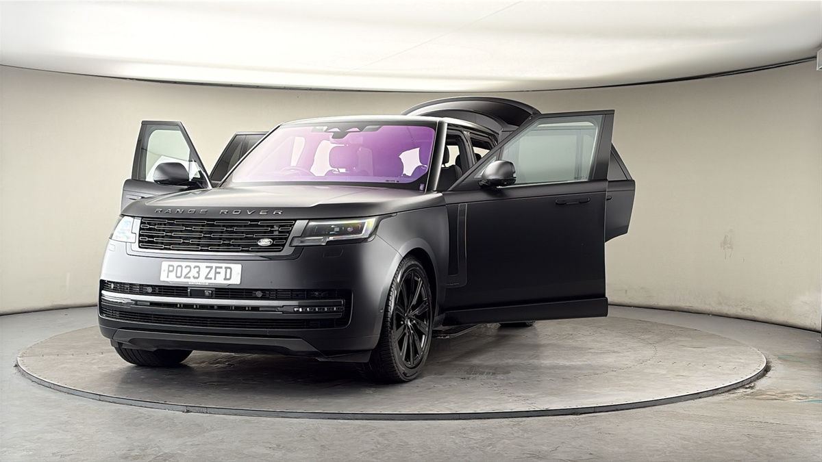 More views of Land Rover Range Rover