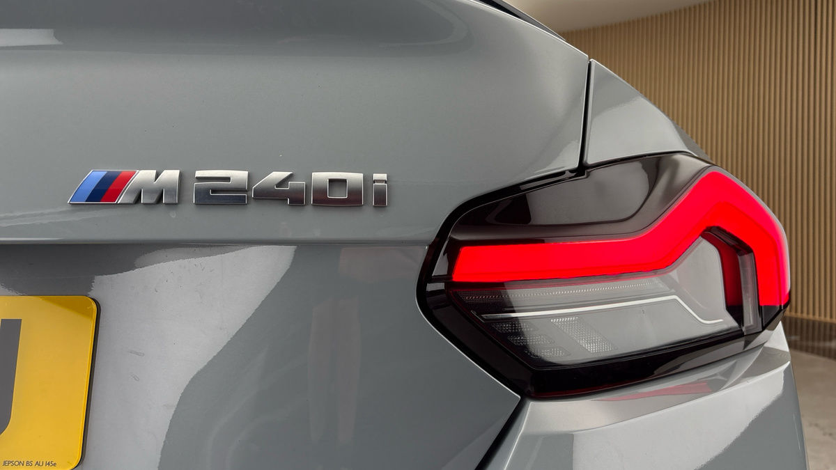 BMW 2 Series Image 41