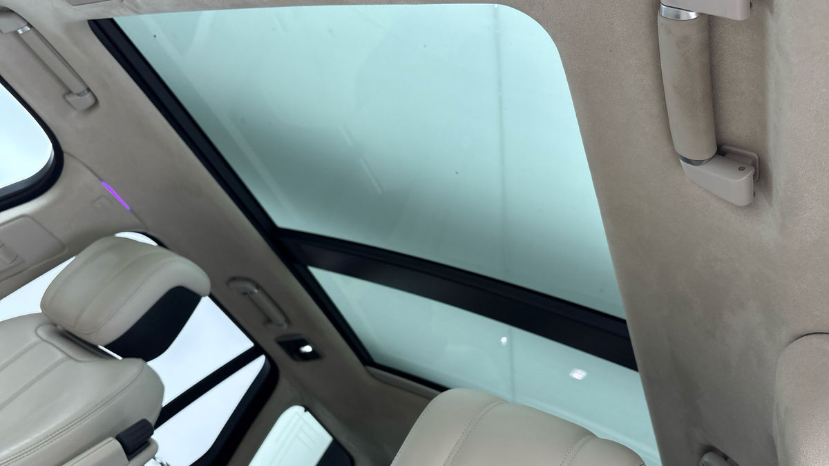 Land Rover Range Rover Image 6