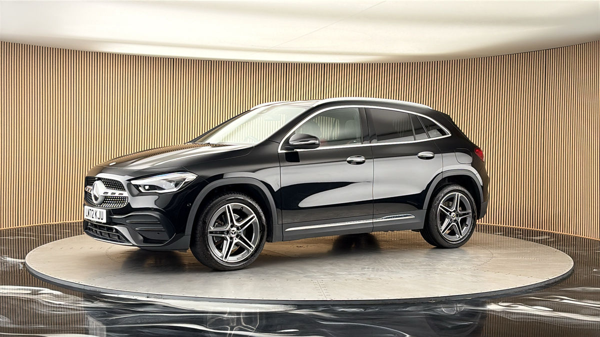 More views of Mercedes-Benz GLA