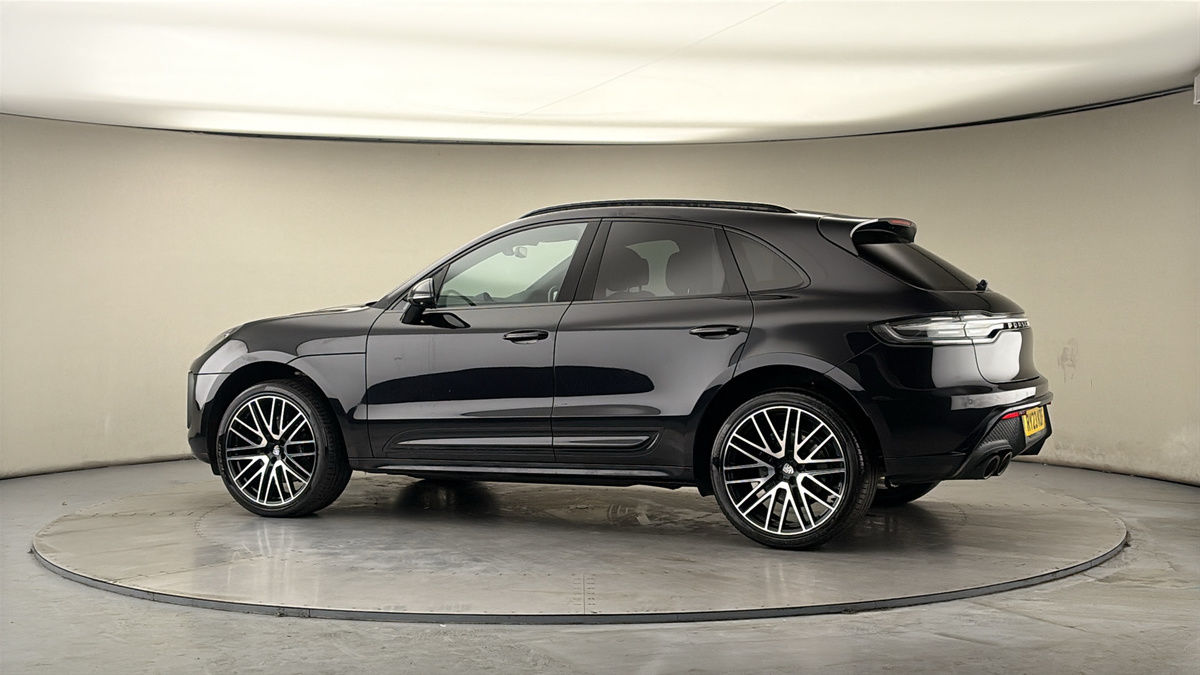 More views of Porsche Macan
