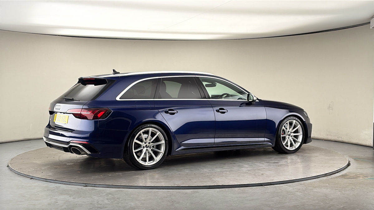 More views of Audi RS4 Avant