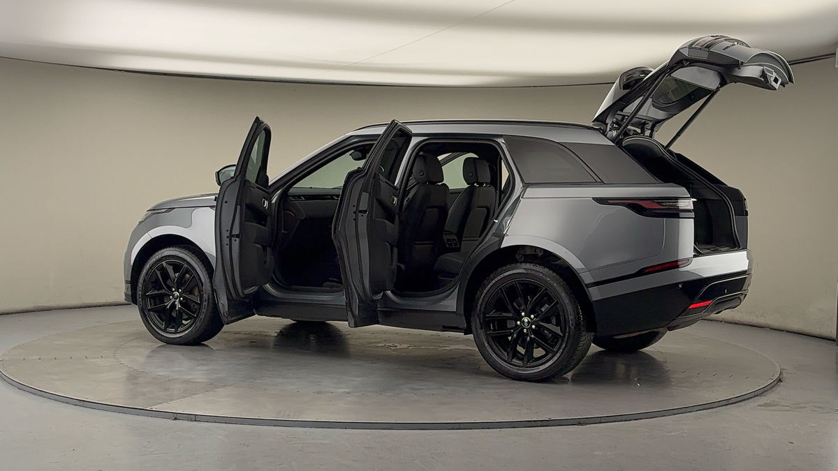 More views of Land Rover Range Rover Velar