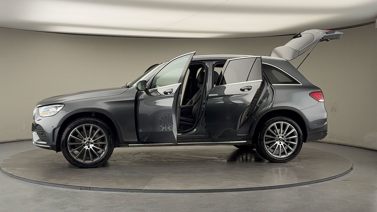 More views of Mercedes-Benz GLC