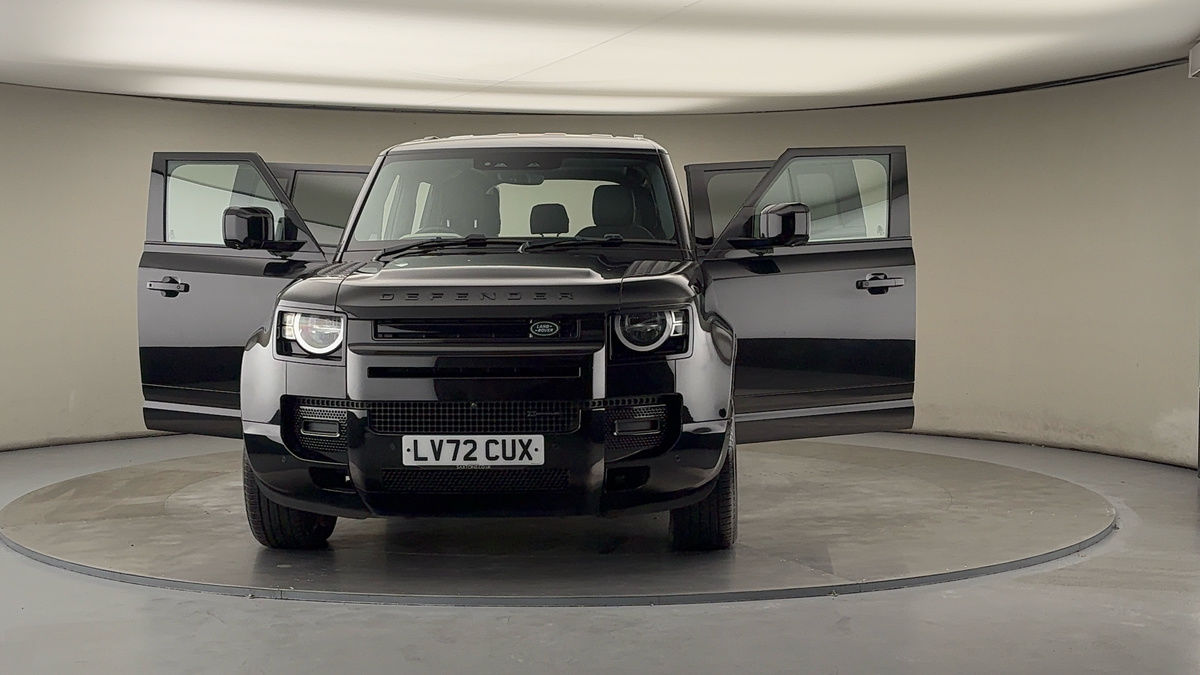 More views of Land Rover Defender 110