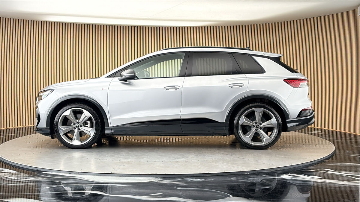 More views of Audi Q4 e-tron