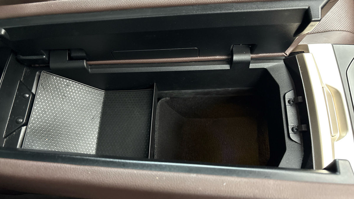 BMW iX Image 27
