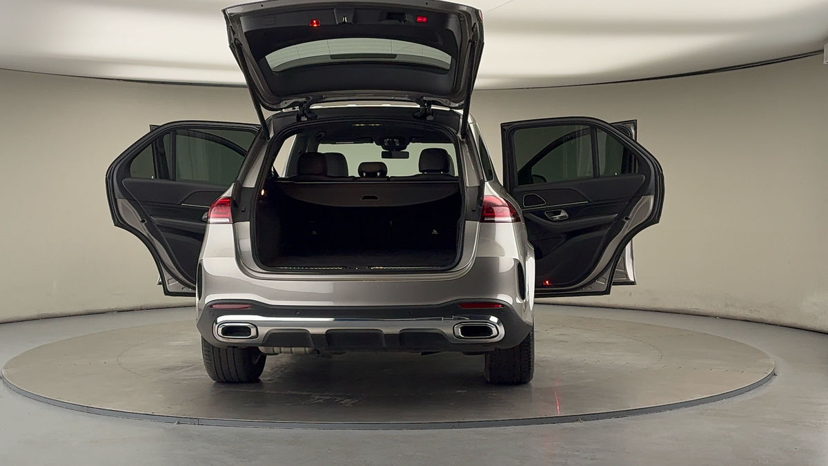 More views of Mercedes-Benz GLE