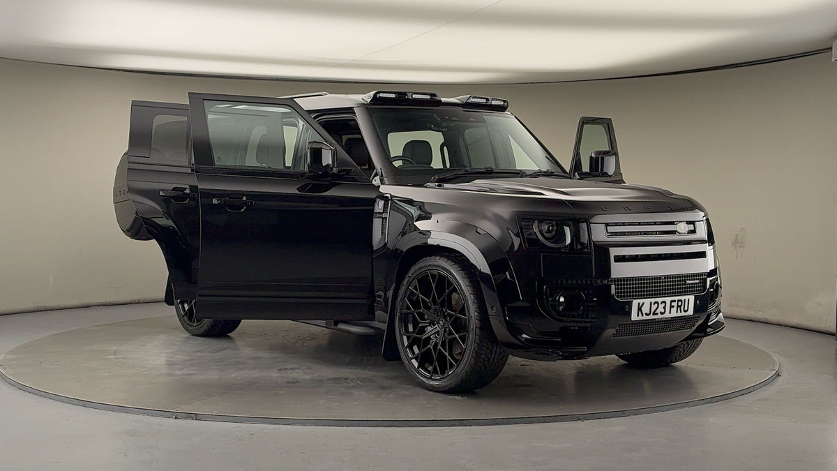 More views of Land Rover Defender 110