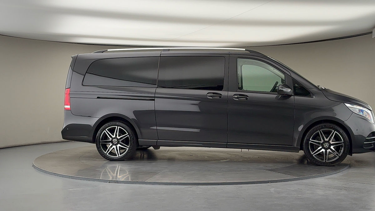 More views of Mercedes-Benz V Class