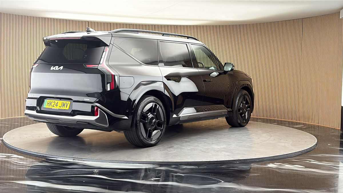 More views of Kia EV9
