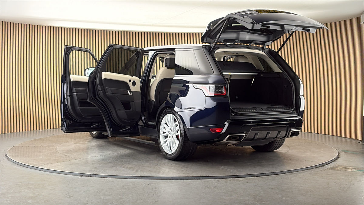 Land Rover Range Rover Sport Image 23