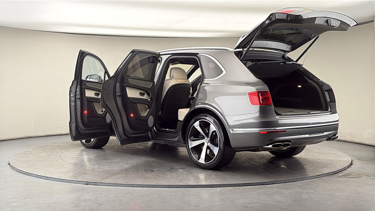 More views of Bentley Bentayga