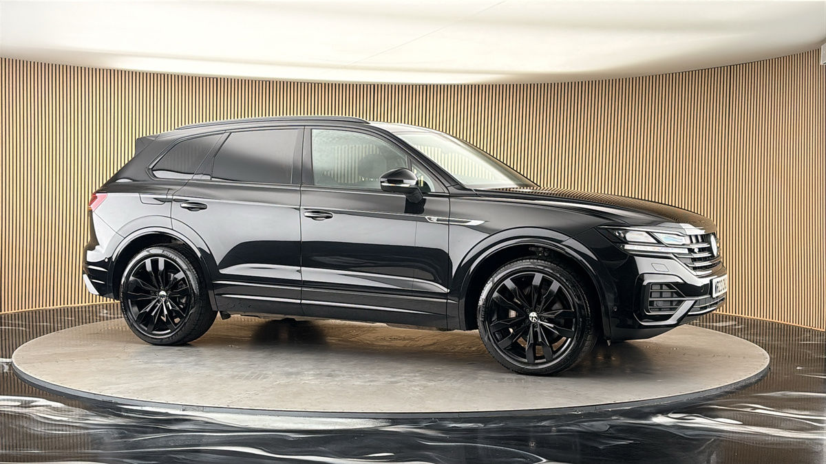 More views of Volkswagen Touareg