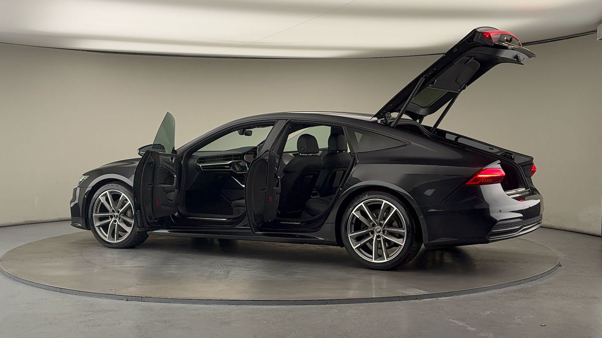 More views of Audi A7