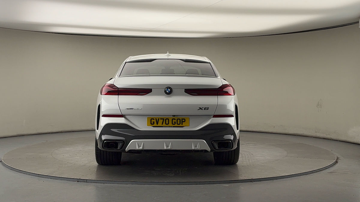 BMW X6 Image 4