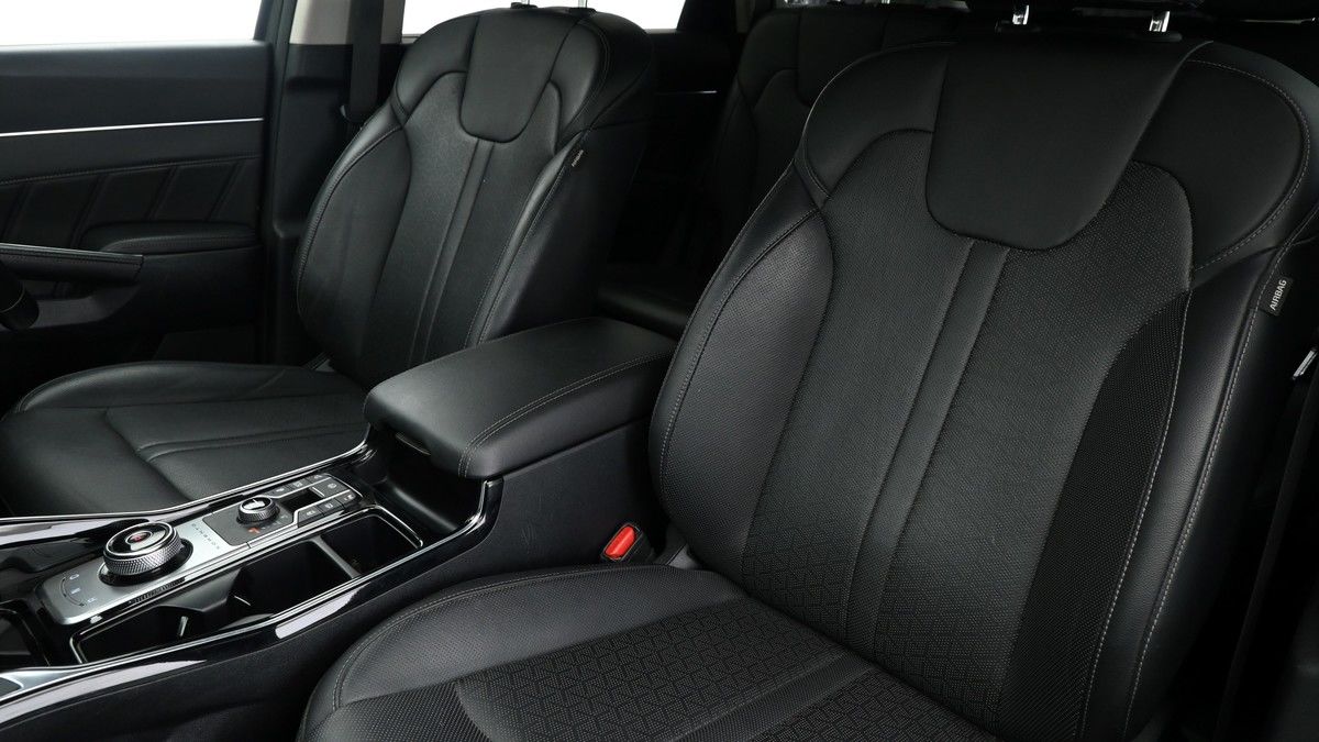Kia Sorento Image 4