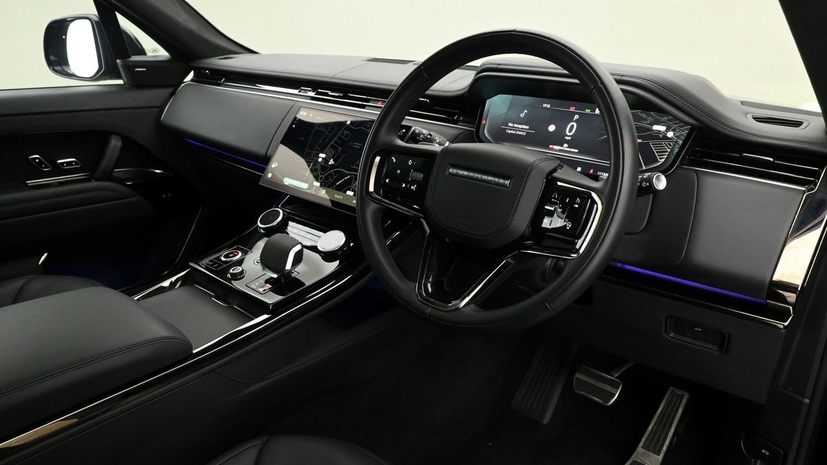 Land Rover Range Rover Sport Image 3