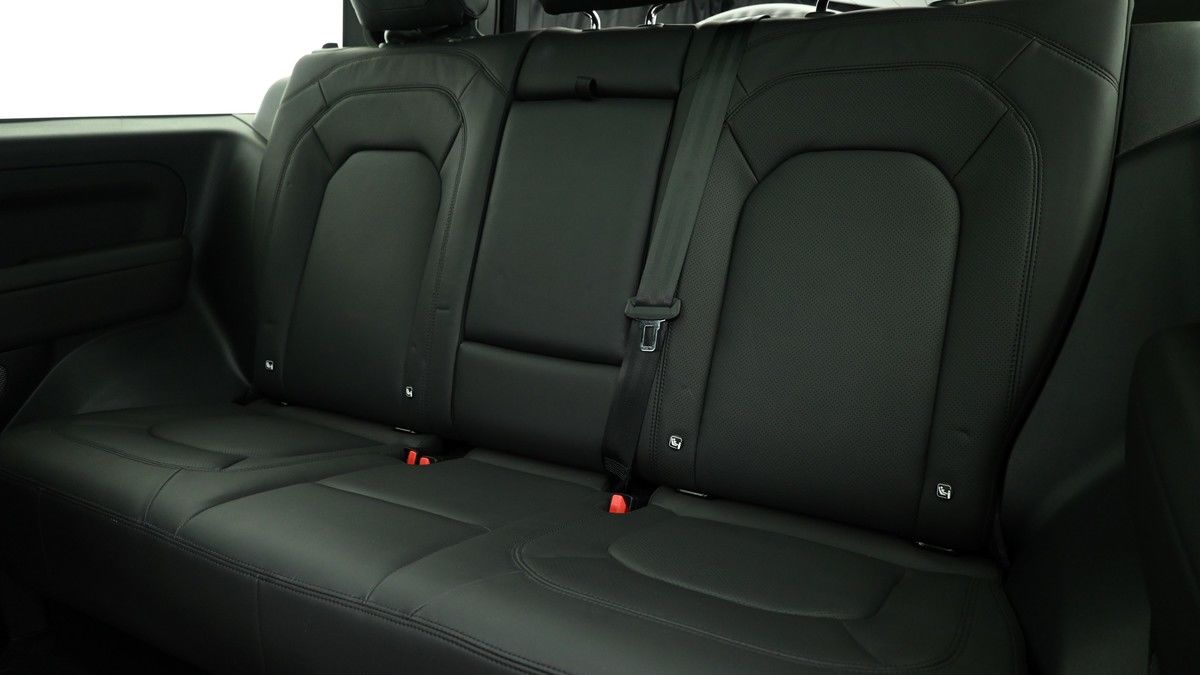 Land Rover Defender 90 Urban Image 5