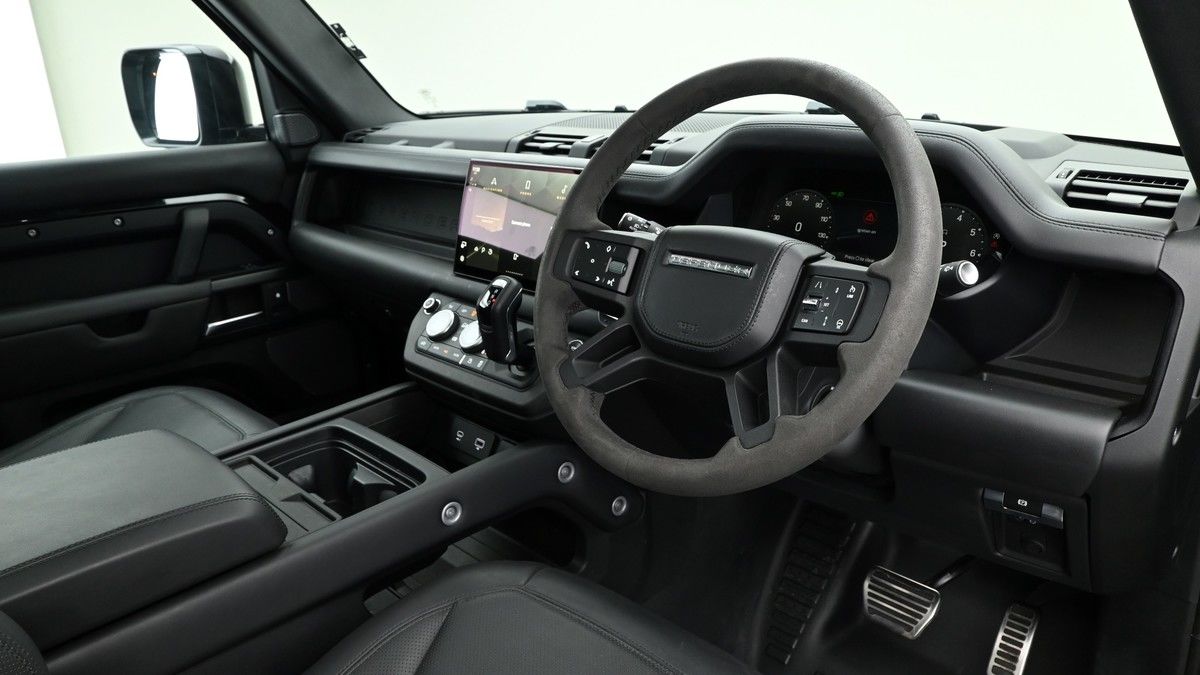 Land Rover Defender 90 Urban Image 3
