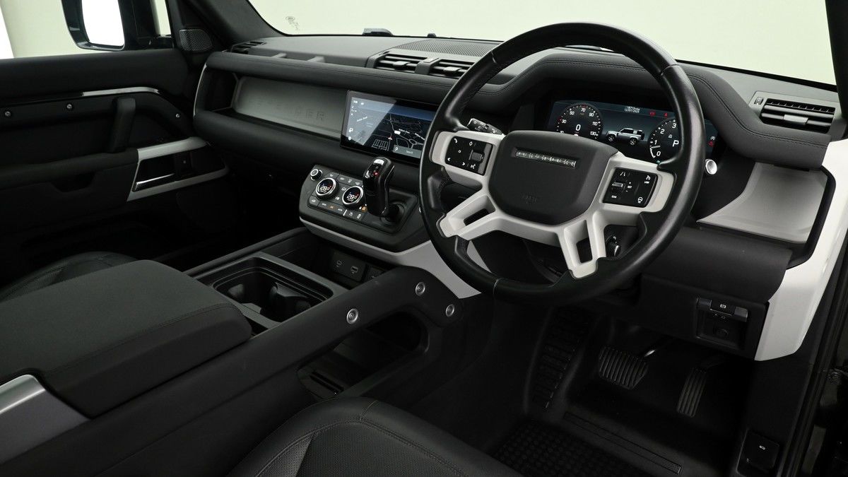 Land Rover Defender 90 Urban Image 3