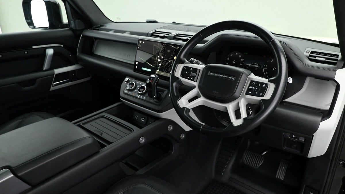 Land Rover Defender 90 Urban Image 3