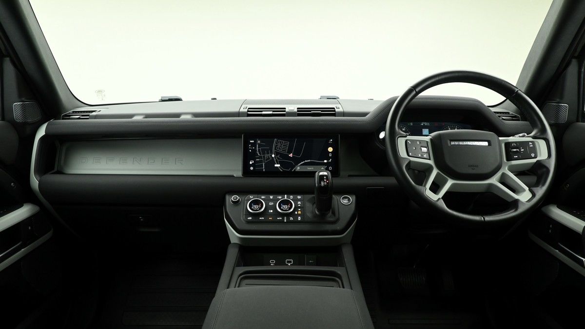 Land Rover Defender 110 Urban Image 14