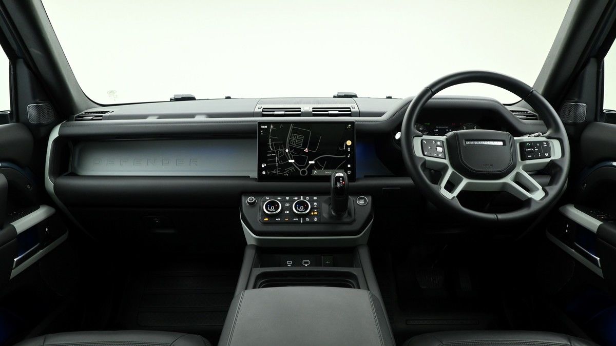 Land Rover Defender 110 Urban Image 14