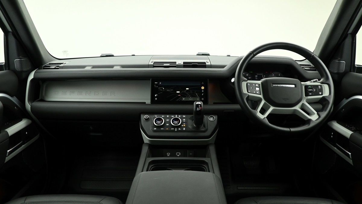 Land Rover Defender 110 Urban Image 14