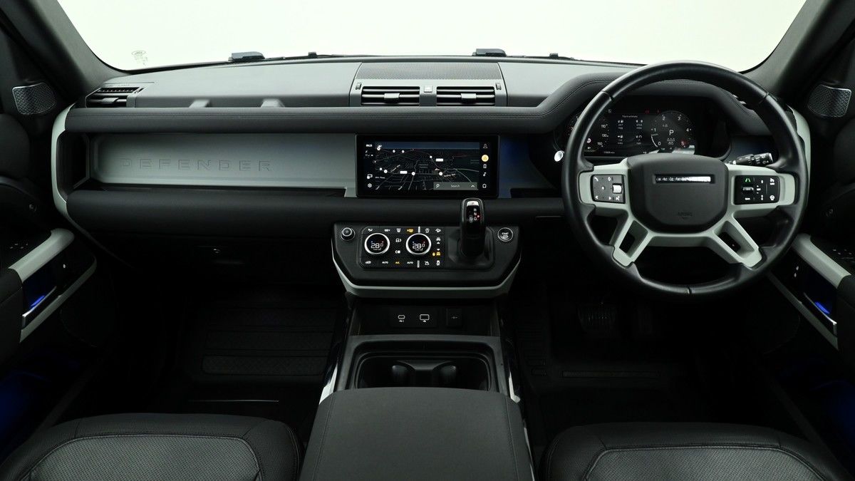 Land Rover Defender 110 Urban Image 14