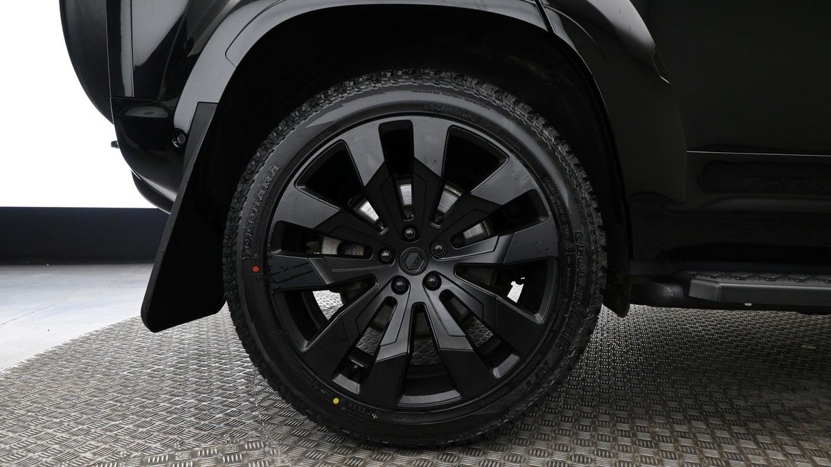 Land Rover Defender 110 Urban Image 9