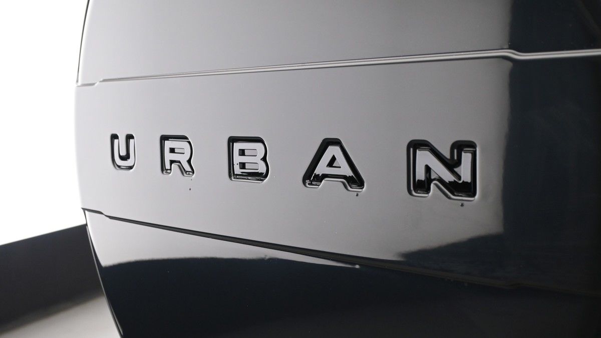Land Rover Defender 90 Urban Image 2