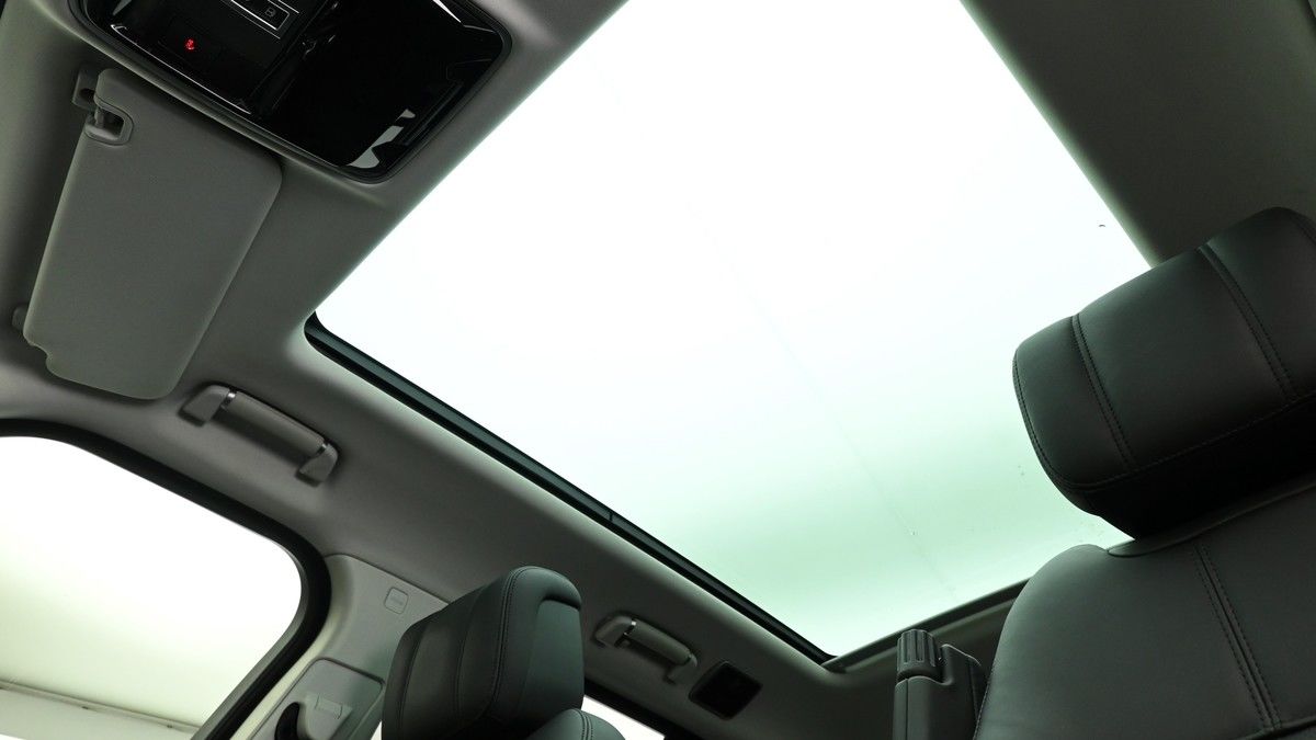 Land Rover Range Rover Urban Image 2