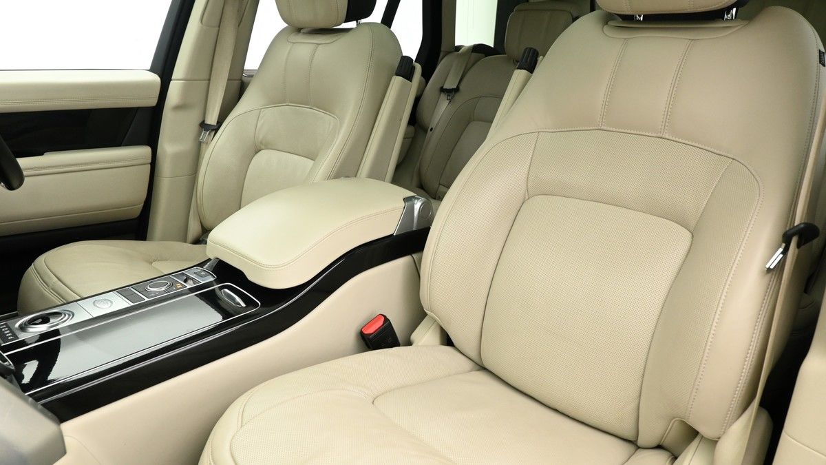 Land Rover Range Rover Image 4